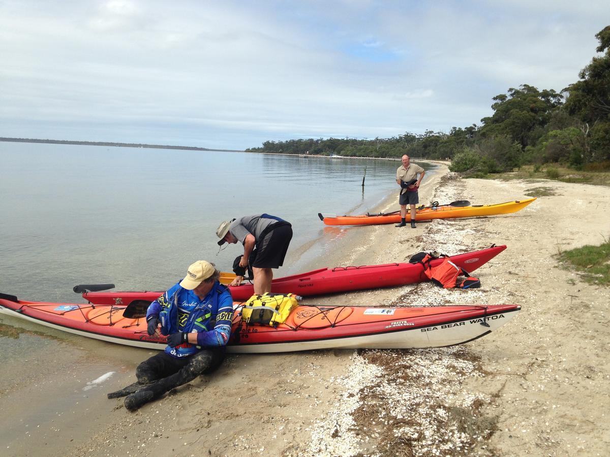 Swan Cove Beachfront Holiday home Raymond Island